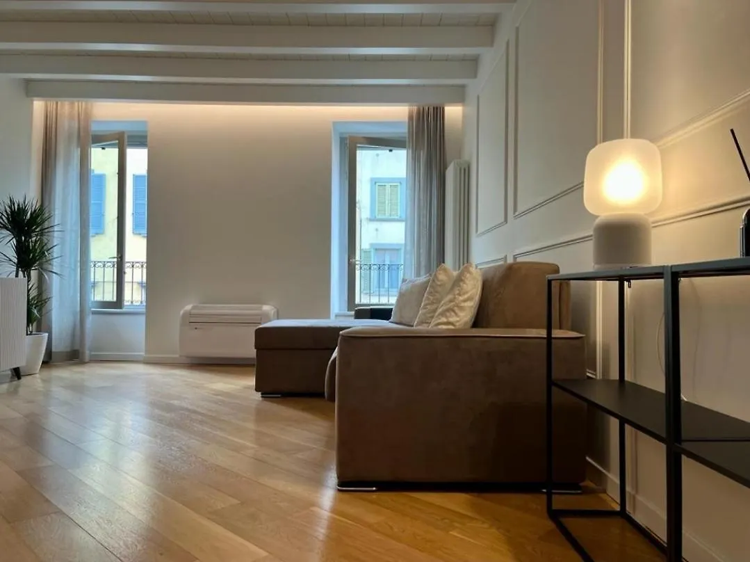 Suite Moroni Apartment Bergamo 0*,  Italy